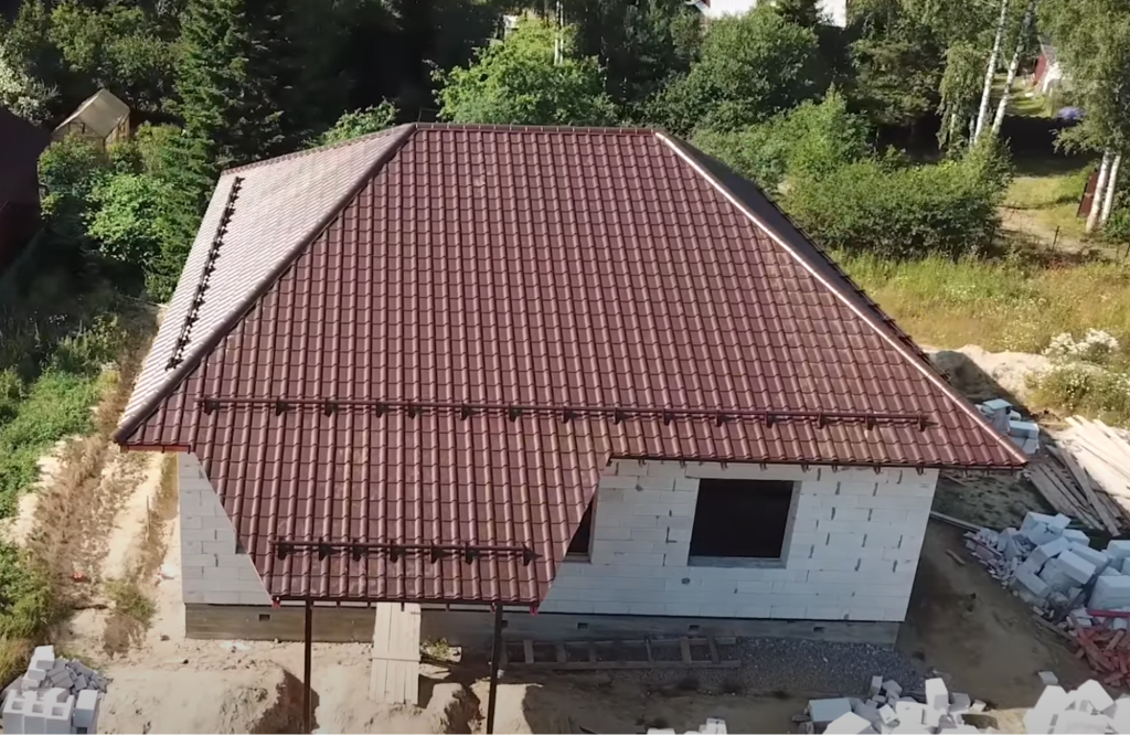 Проект дома с вальмовой крышей